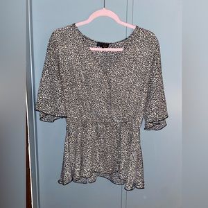 CUTE CHEETAH PRINT FLOWY TOP V-NECK